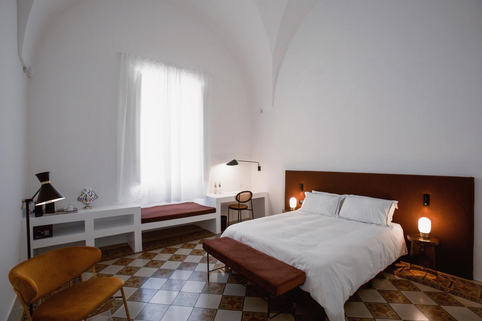 Palazzo Piccinno Парабита Экстерьер фото